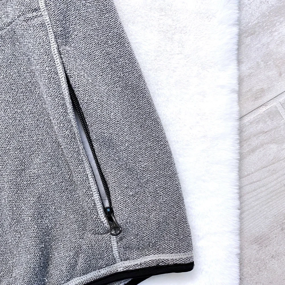 NAUTICA COMPETITION Gray and Black Half - Zip Top